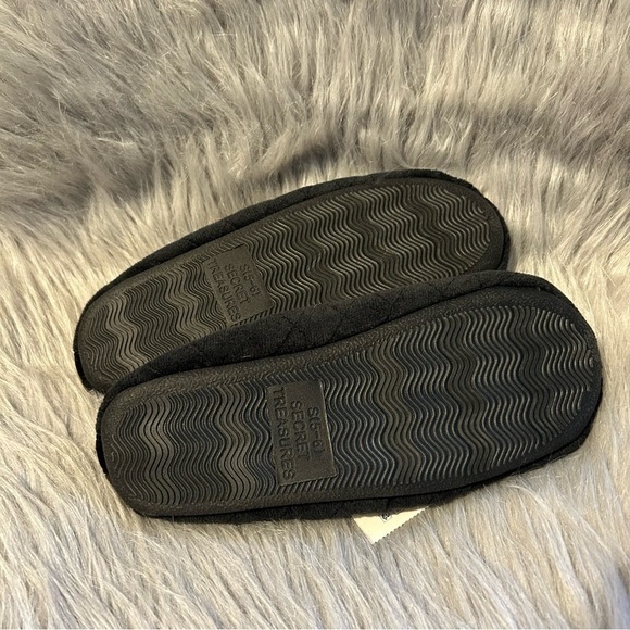 Secret Treasures Lightweight Thin Slippers Women’s Size 5-6 Black Shoes - Picture 7 of 7